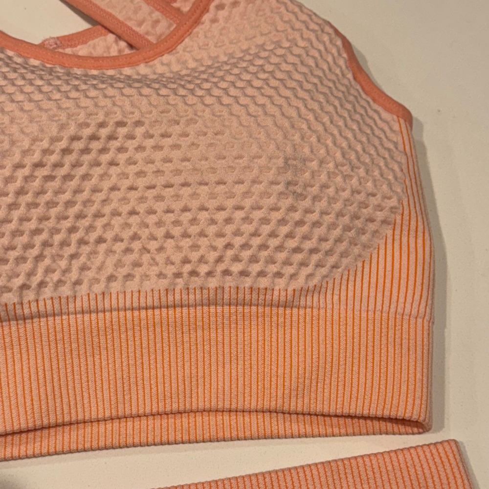 Peach‎ Seamless Scrunch Set Contour Gym Workout Leggings Activewear S - Picture 4 of 5